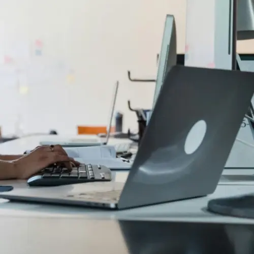 dedicated leasing agent